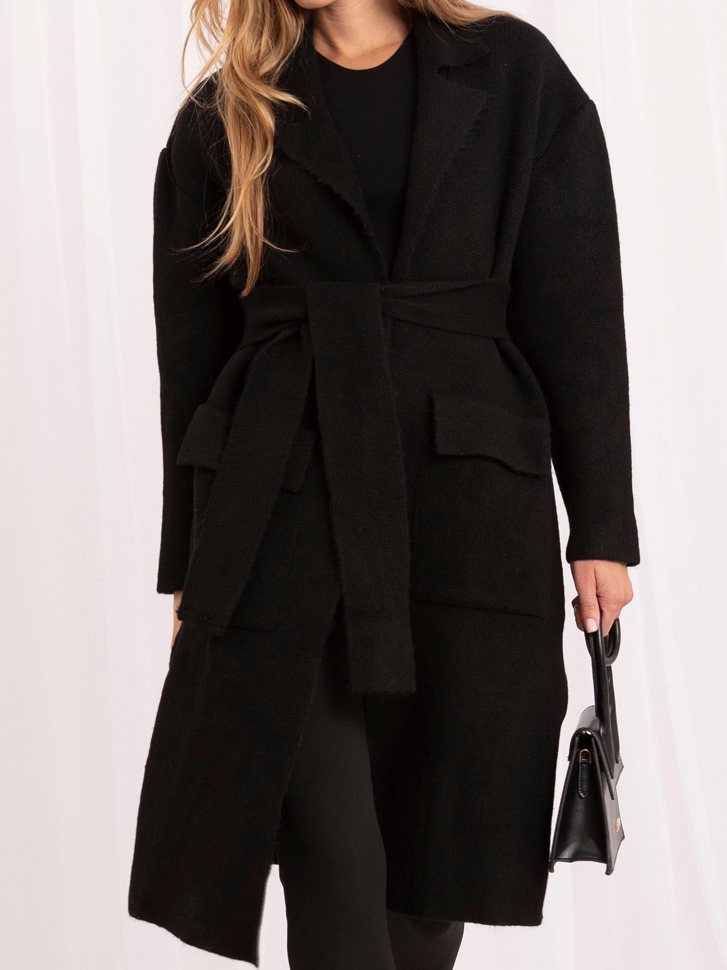 Schwarzer Cardigan mit Bindung Cordie RUE PARIS.