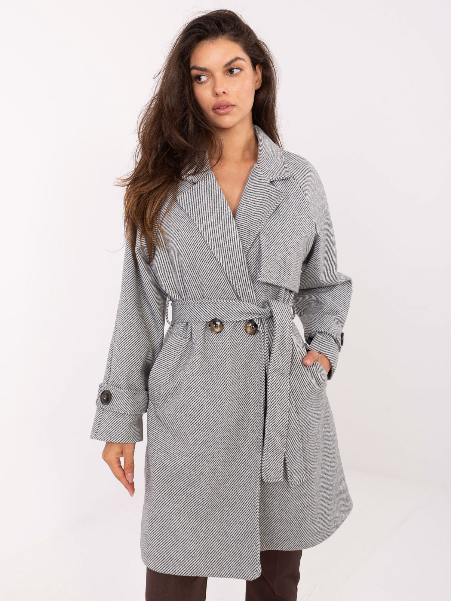 White-dark gray striped coat RUE PARIS.