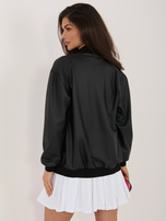 Czarna skórzana kurtka z welurową podszewką