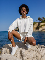 Ecru dwuczęściowy komplet z szortami Emola