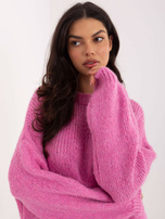Ciemnoróżowy sweter oversize o grubym splocie