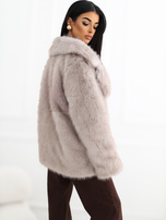 Helles graues Winterjacke aus weichem Kunstfell.