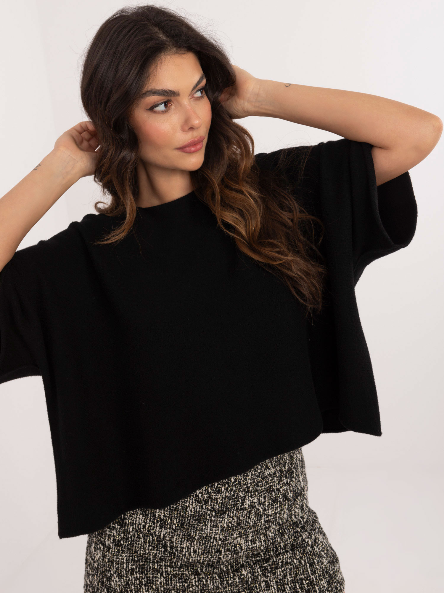 Sweter czarny
