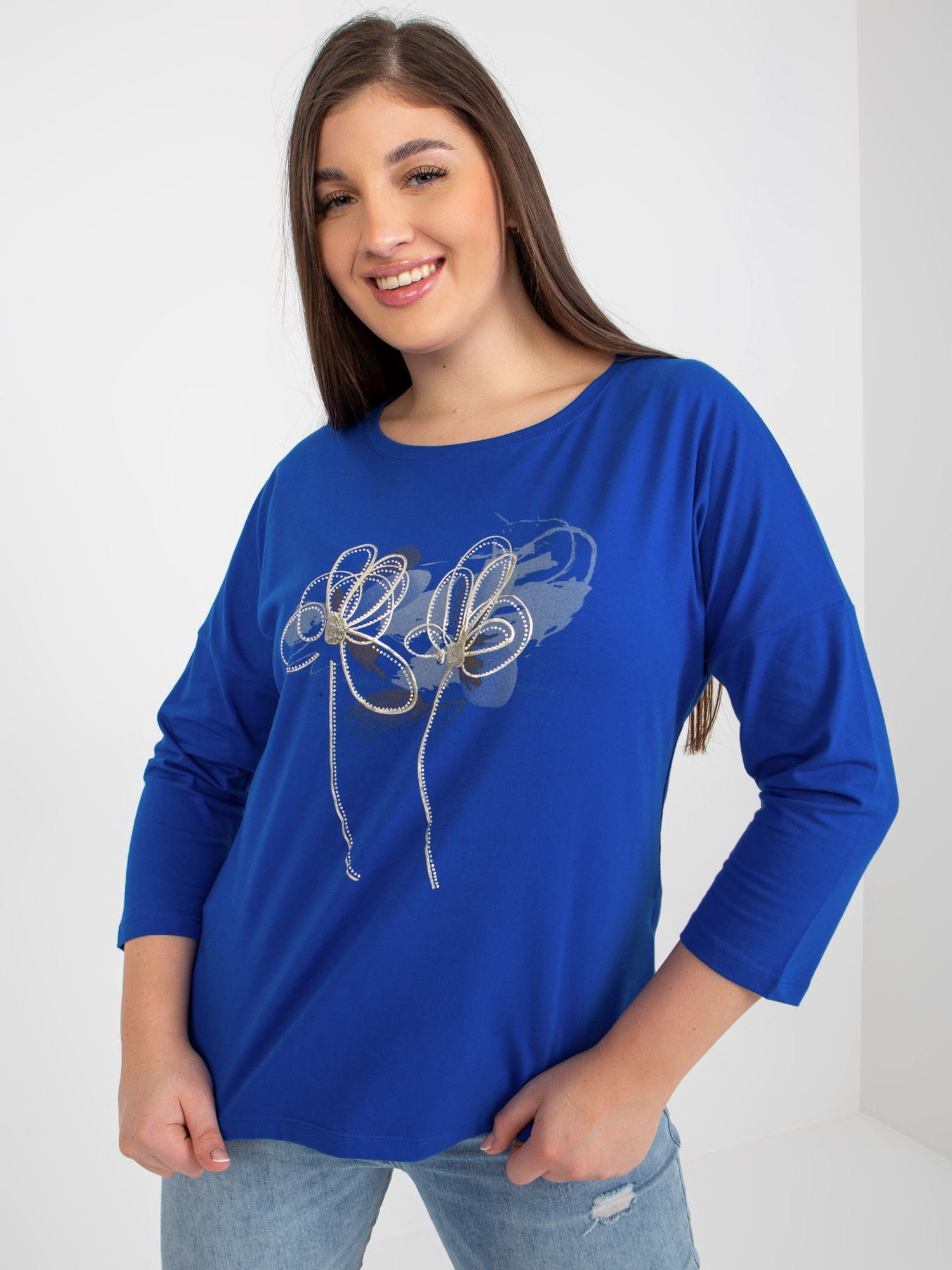 Ciemnoniebieska bluzka plus size z printem i dżetami