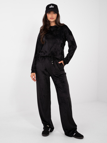 Czarny dwuczęściowy komplet z weluru 