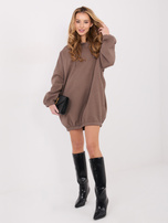 Ciemnobeżowa dresowa sukienka basic z kieszeniami 