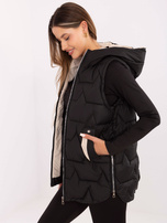 Czarna pikowana kamizelka z kapturem