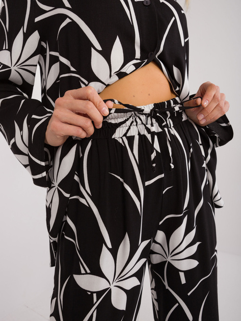 Hurt Czarno-biały dwuczęściowy komplet letni z nadrukiem