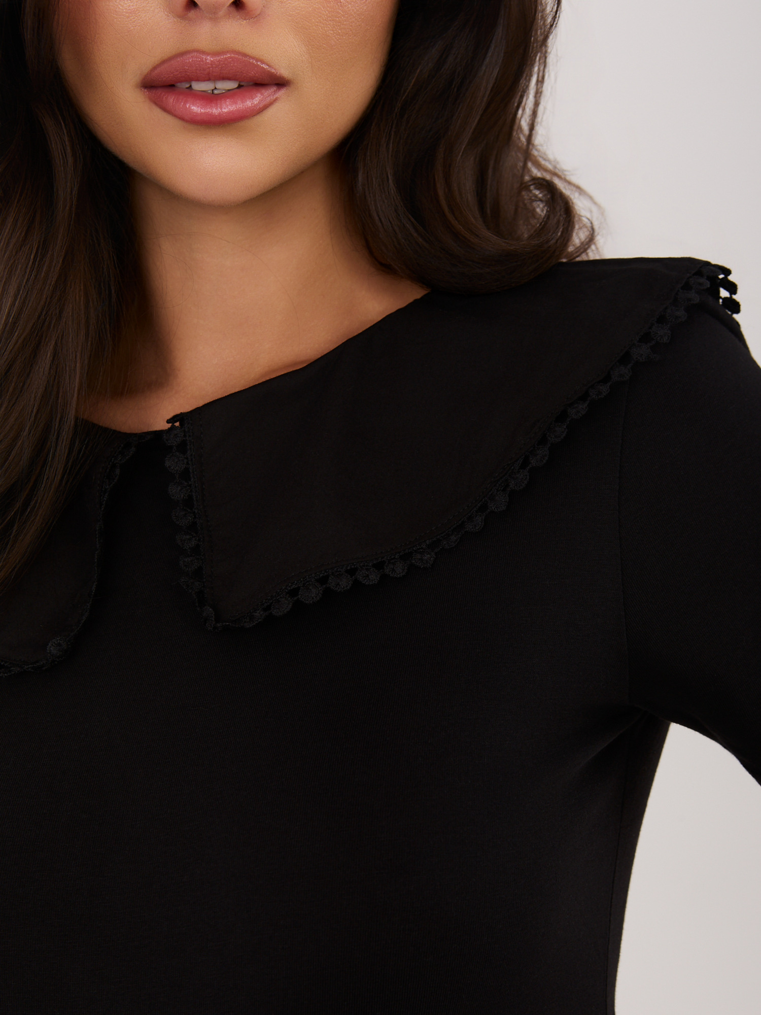 Czarna bluzka damska z kołnierzykiem RUE PARIS 