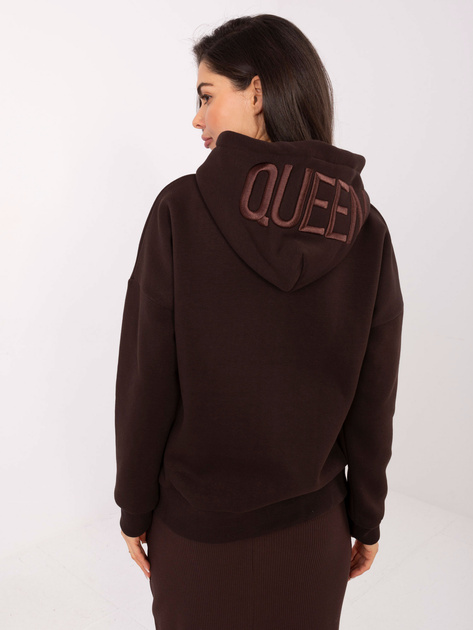 Czekoladowa dresowa bluza z napisem na kapturze