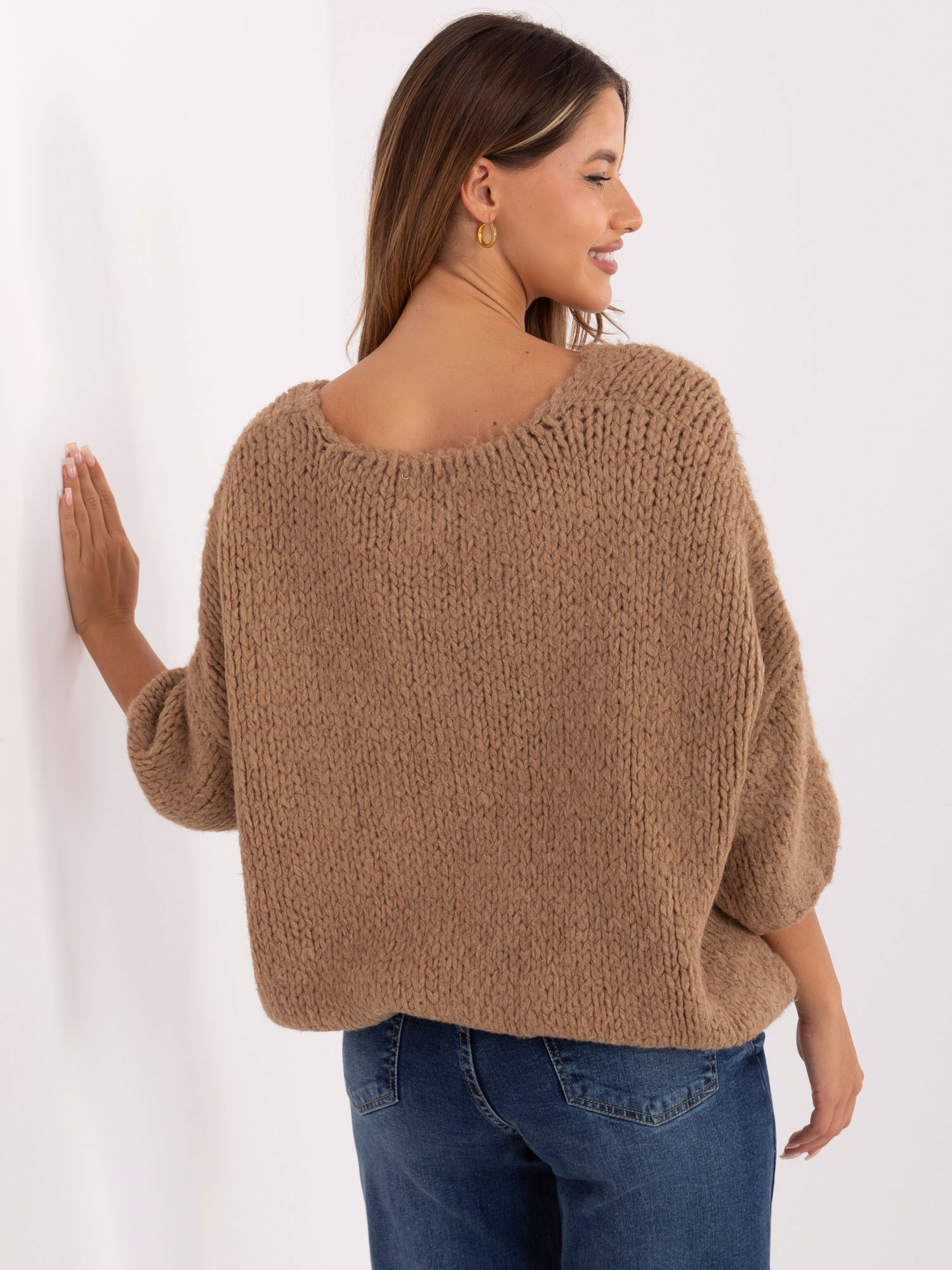 Sweter camelowy