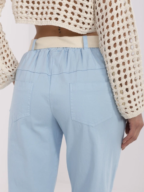 Hurtownia Jasnoniebieskie damskie spodnie typu marchewki