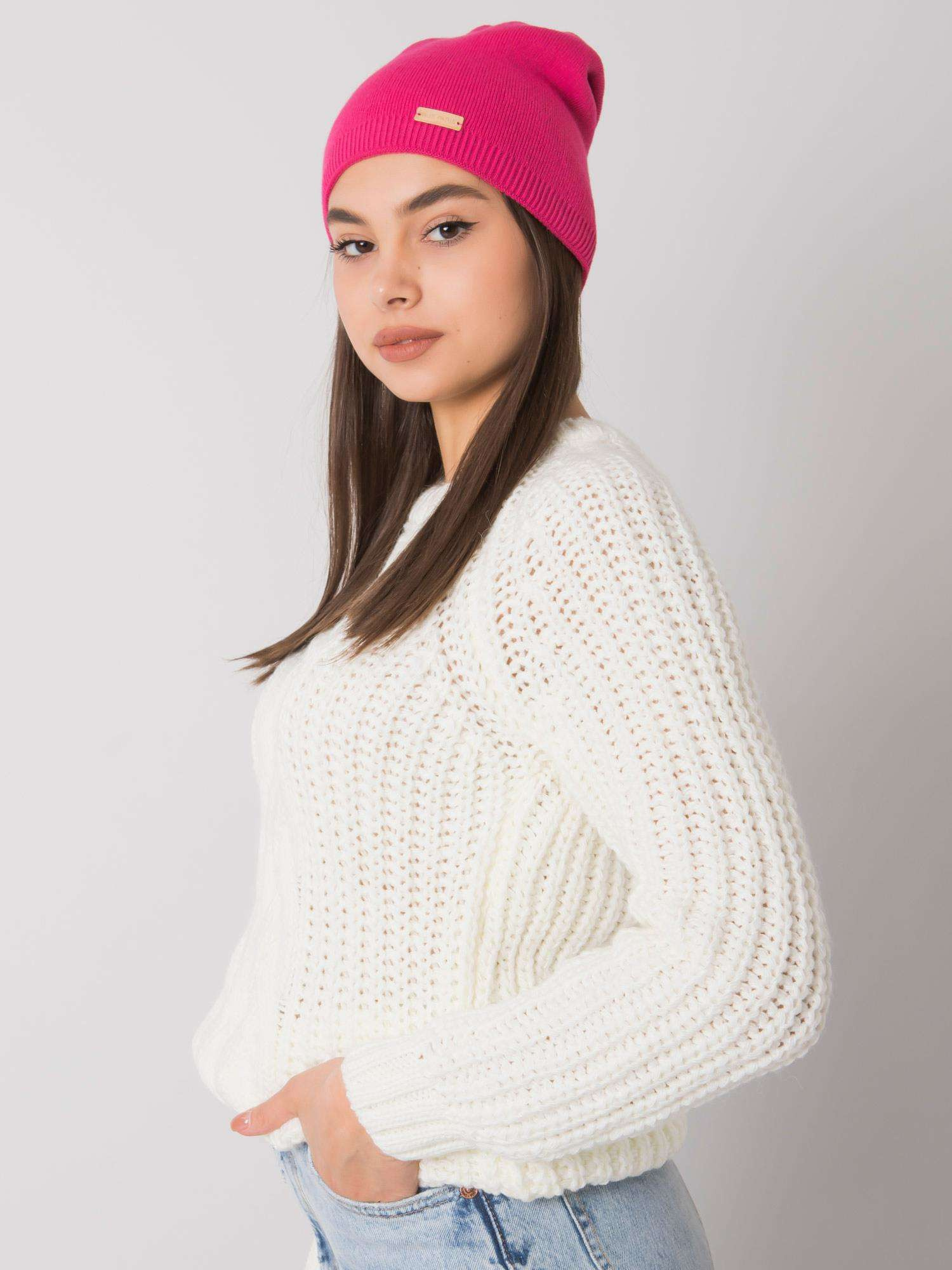 Różowa czapka typu beanie RUE PARIS