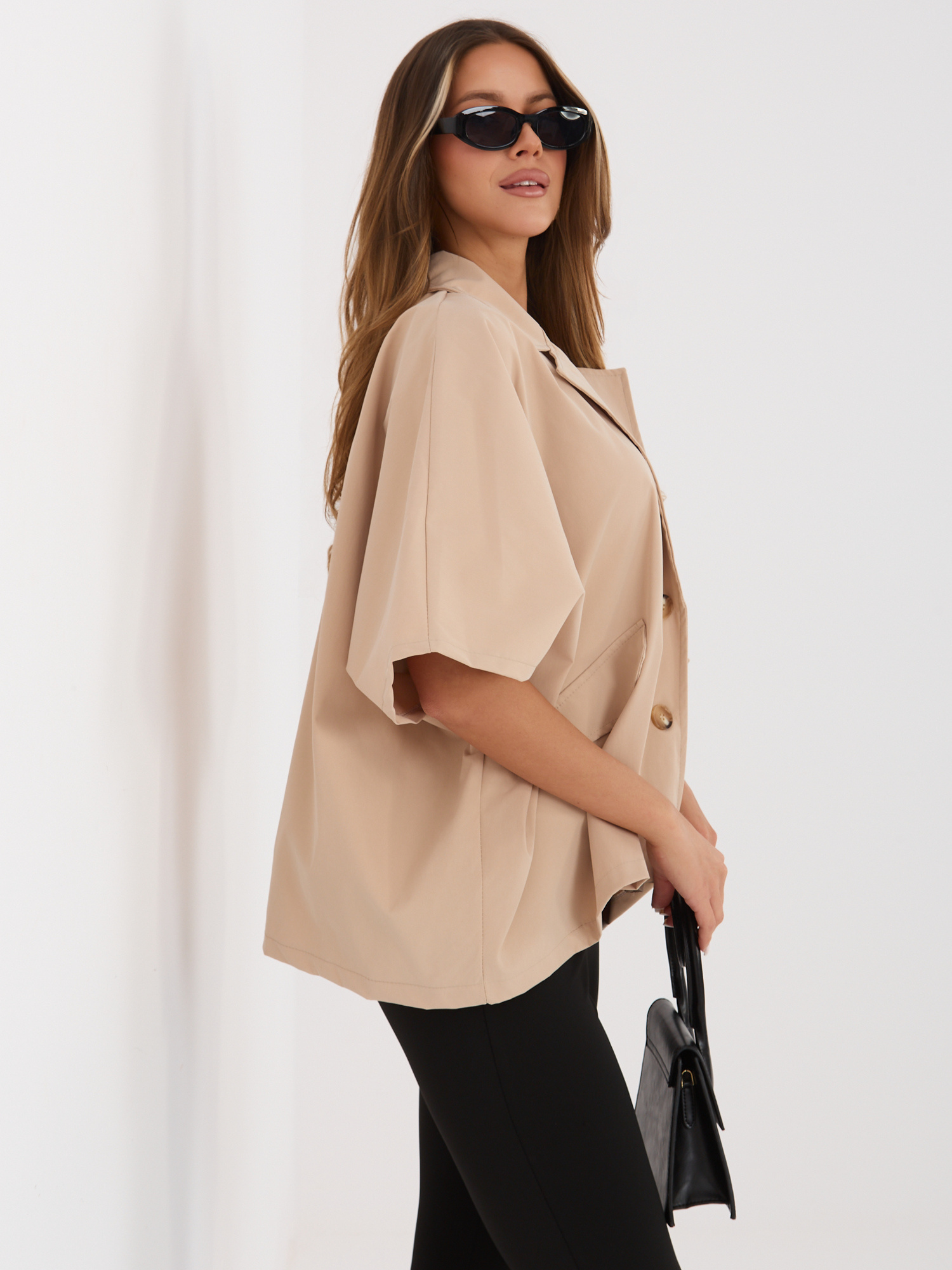 Camelowy przejściowy płaszcz z kieszeniami RUE PARIS