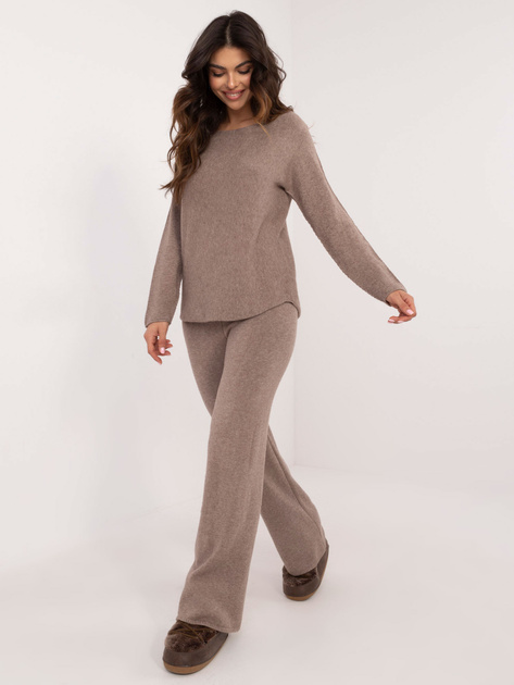 Ciemnobeżowy dzianinowy komplet ze spodniami