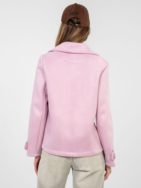 Pastelowy różowy zamszowy płaszcz z kieszeniami