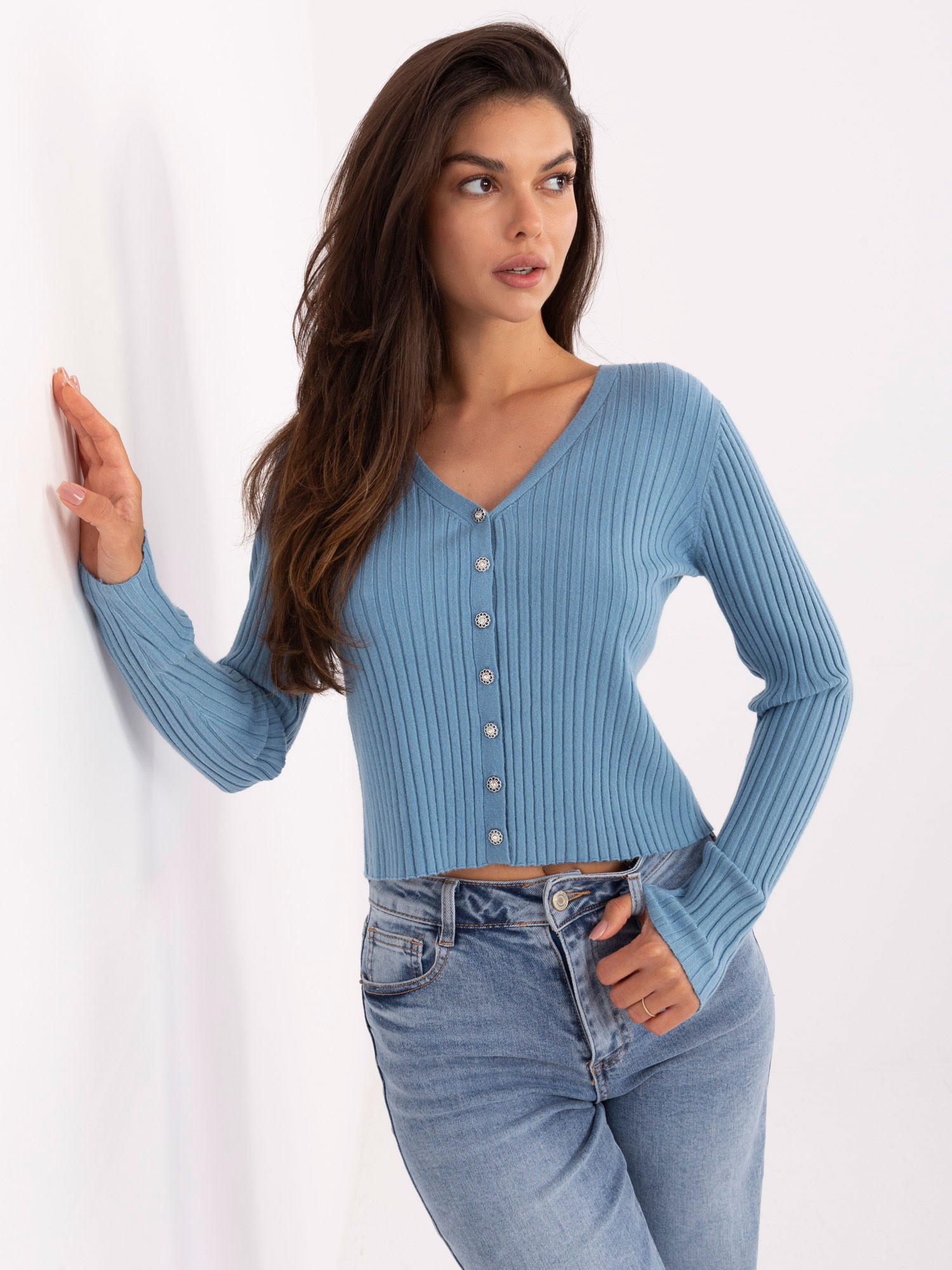 Sweter jasny niebieski