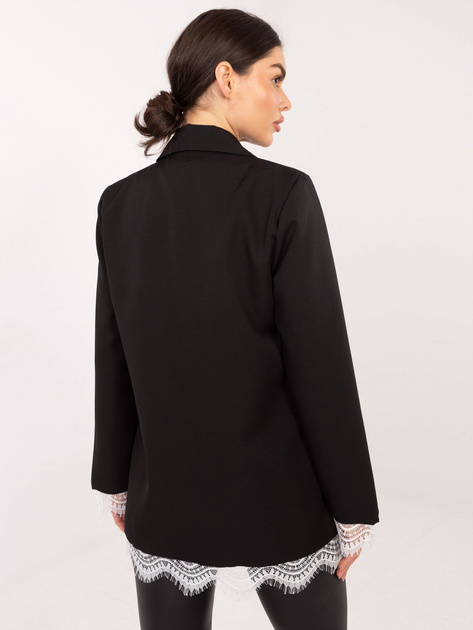 Czarna marynarka z koronkowym wykończeniem