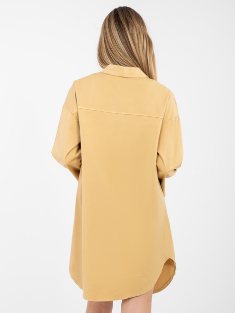 Camelowa koszulowa sukienka z kieszeniami RUE PARIS