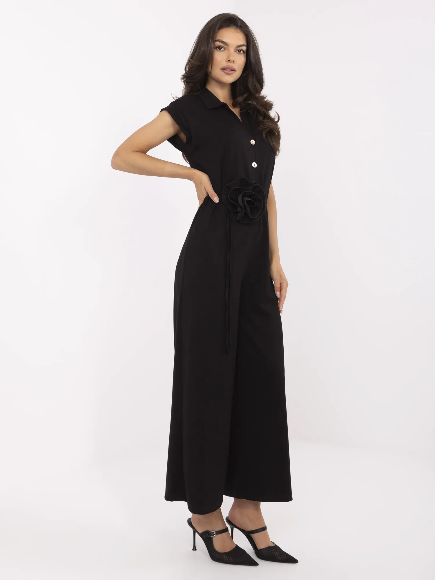 Black elegant jumpsuit with a belt.