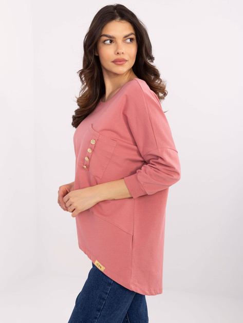 Hurtownia Brudnoróżowa bluzka oversize z kieszenią