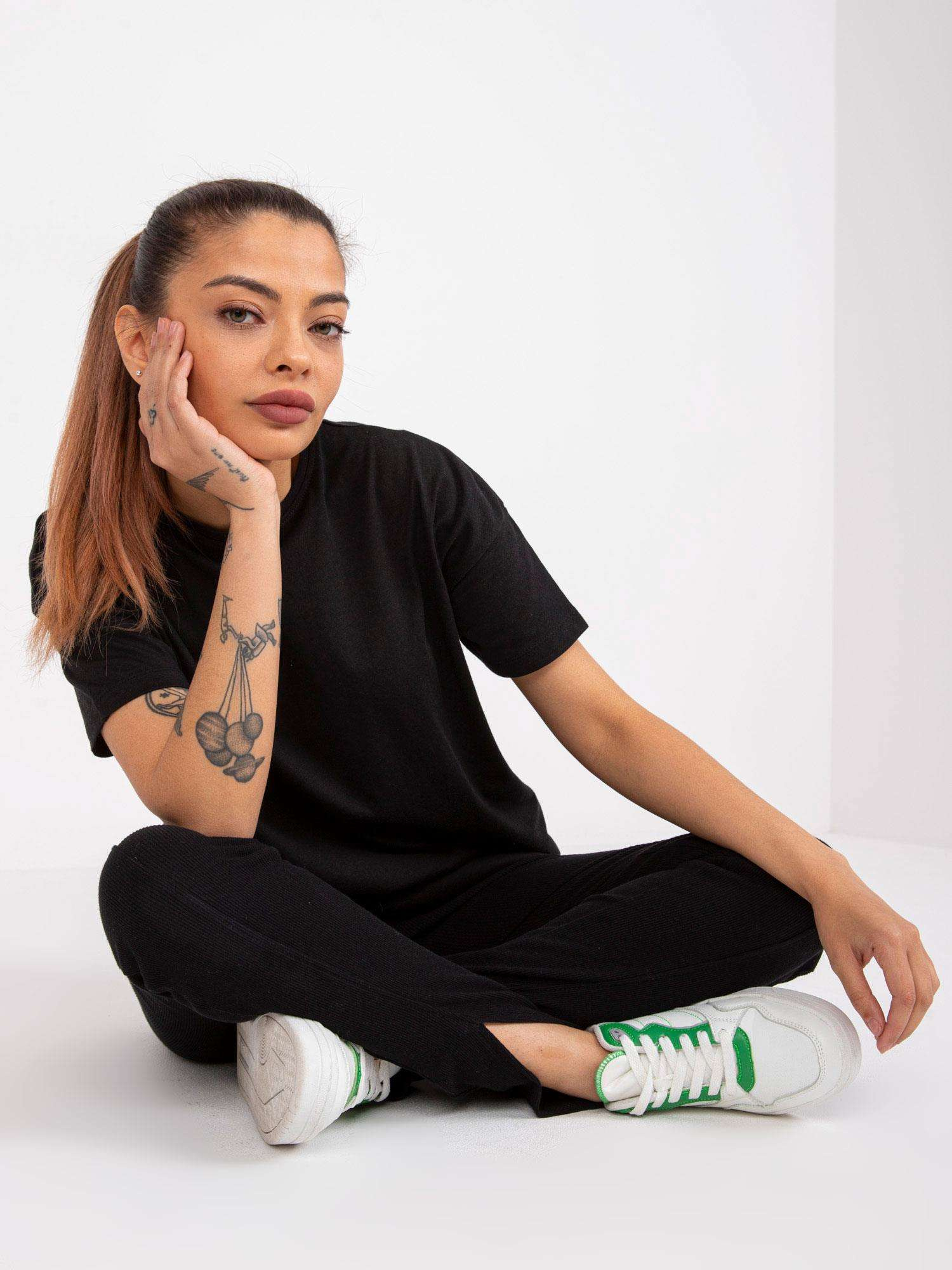 Honorine MAYFLIES black basic cotton t-shirt