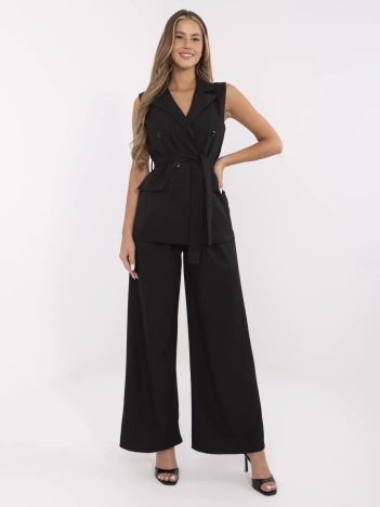 Czarny garnitur damski z szerokimi spodniami