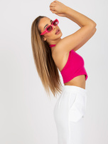 Hurtownia Fuksjowy prążkowany crop top basic na szyję RUE PARIS  