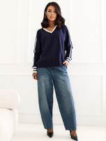Granatowy damski sweter oversize z dekoltem V