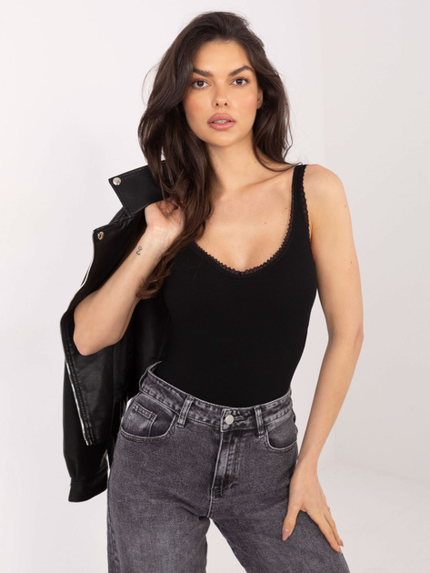 Czarny damski top z wszytym biustonoszem
