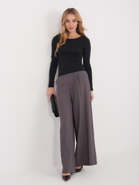 Czarny dopasowany longsleeve z bawełny