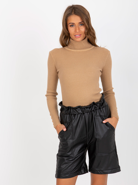 Hurtownia Czarne ocieplane szorty casualowe z ekoskóry