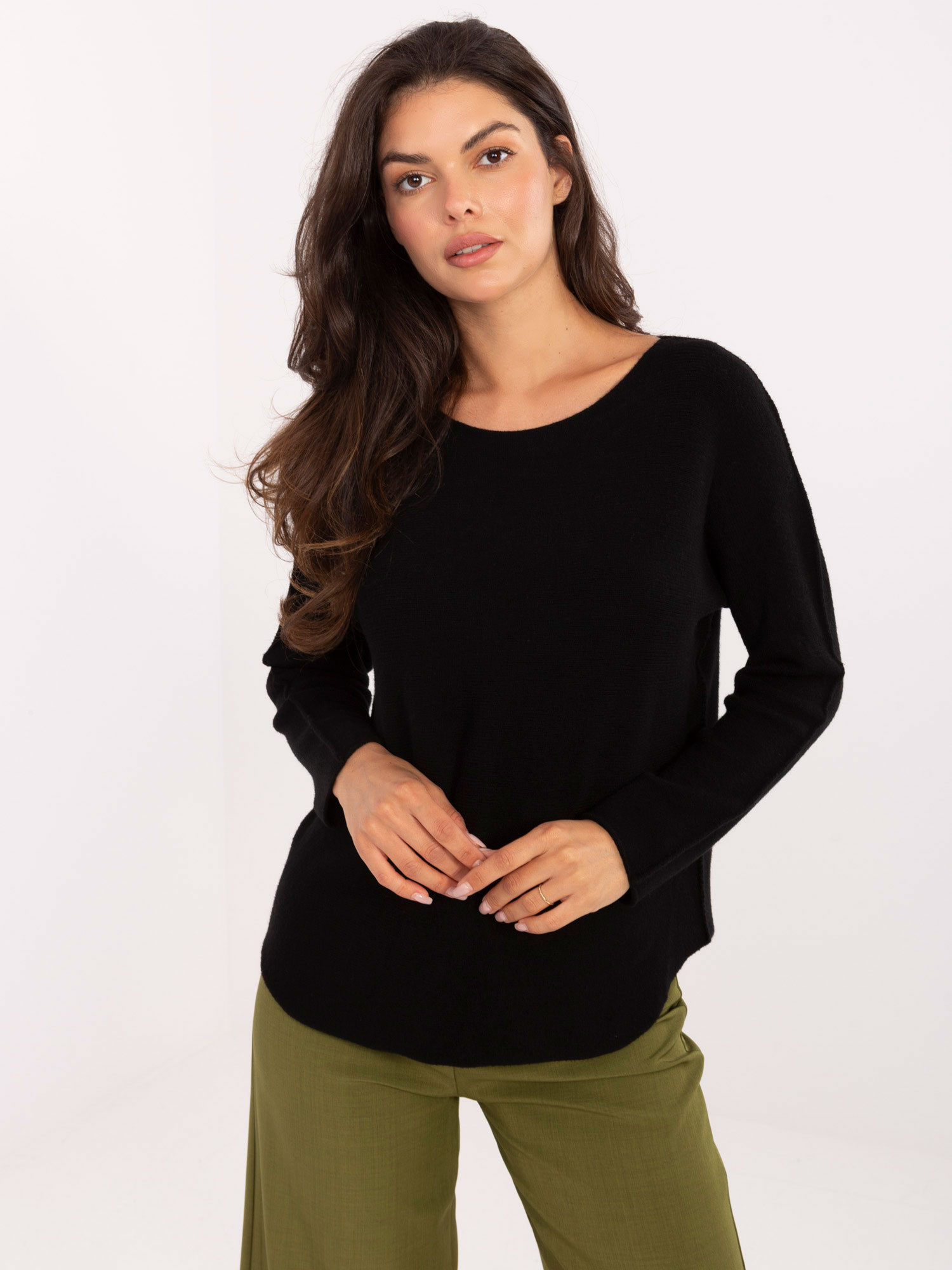 Sweter czarny