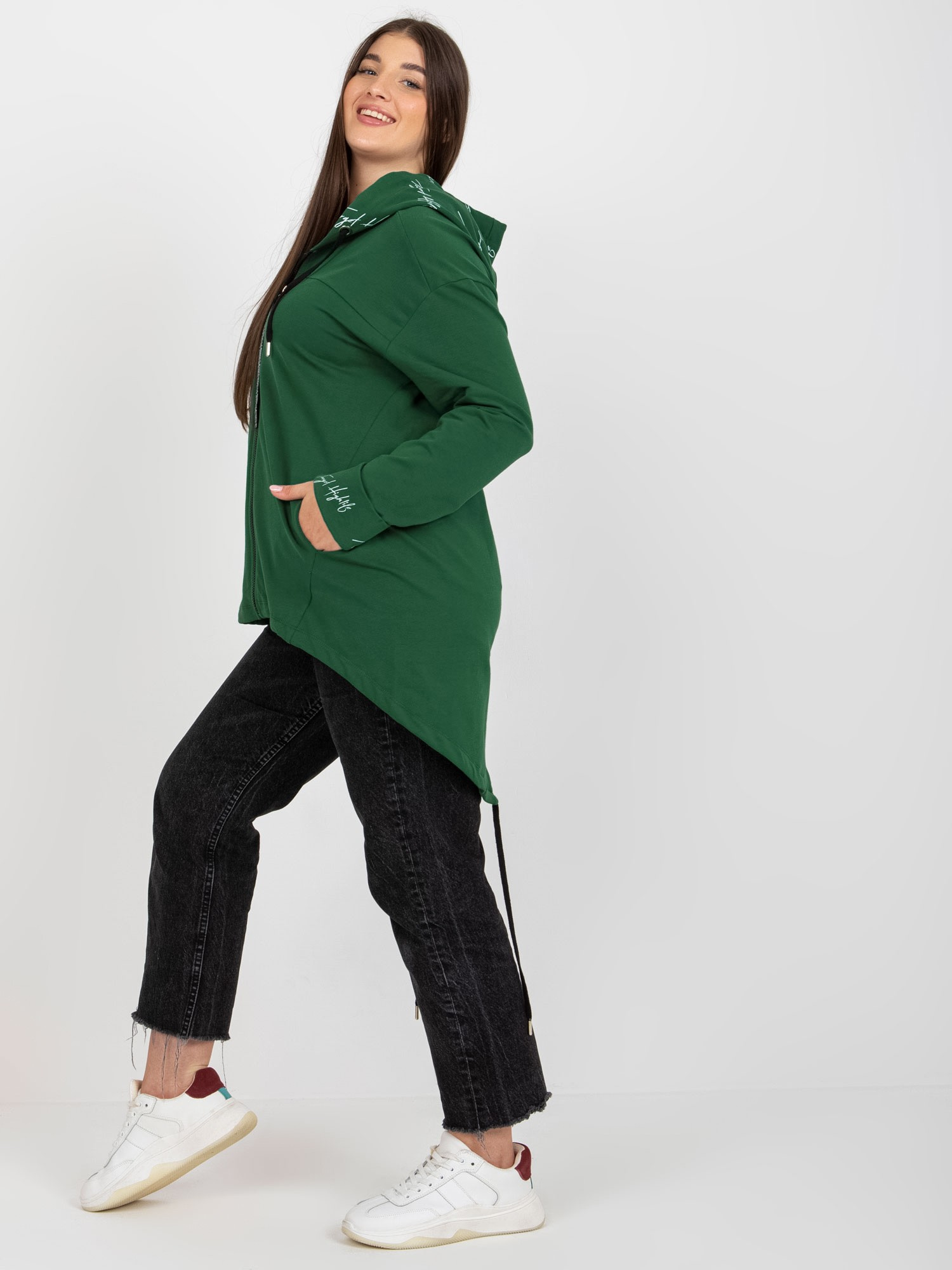 Hurt Ciemnozielona rozpinana bluza plus size z napisami 