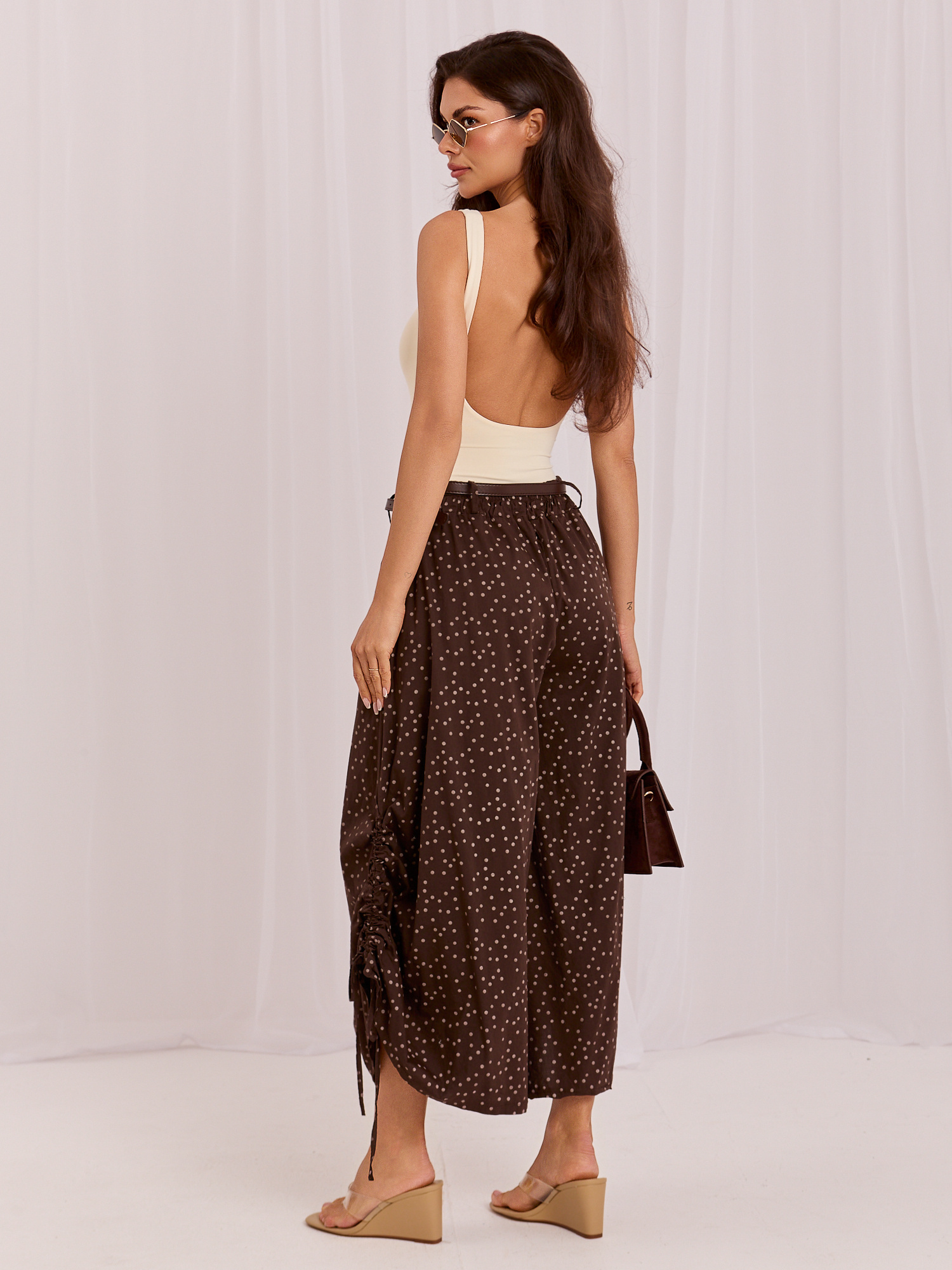 Chocolate women's 7/8 pants with cuffs.