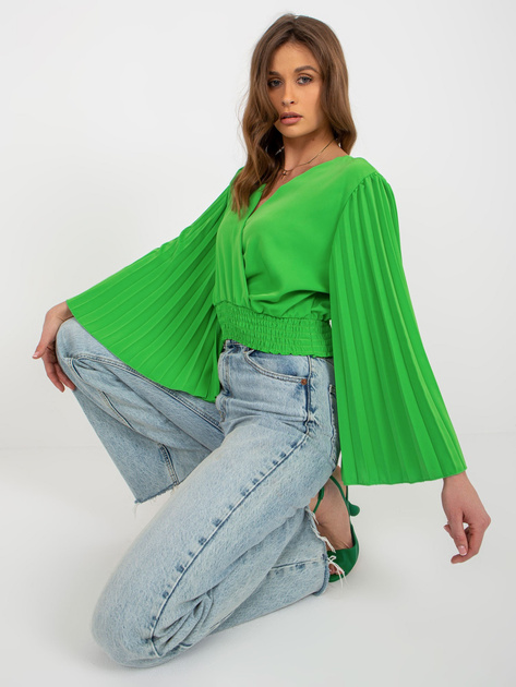 Hurtownia Jasnozielona bluzka wizytowa z plisowaniem