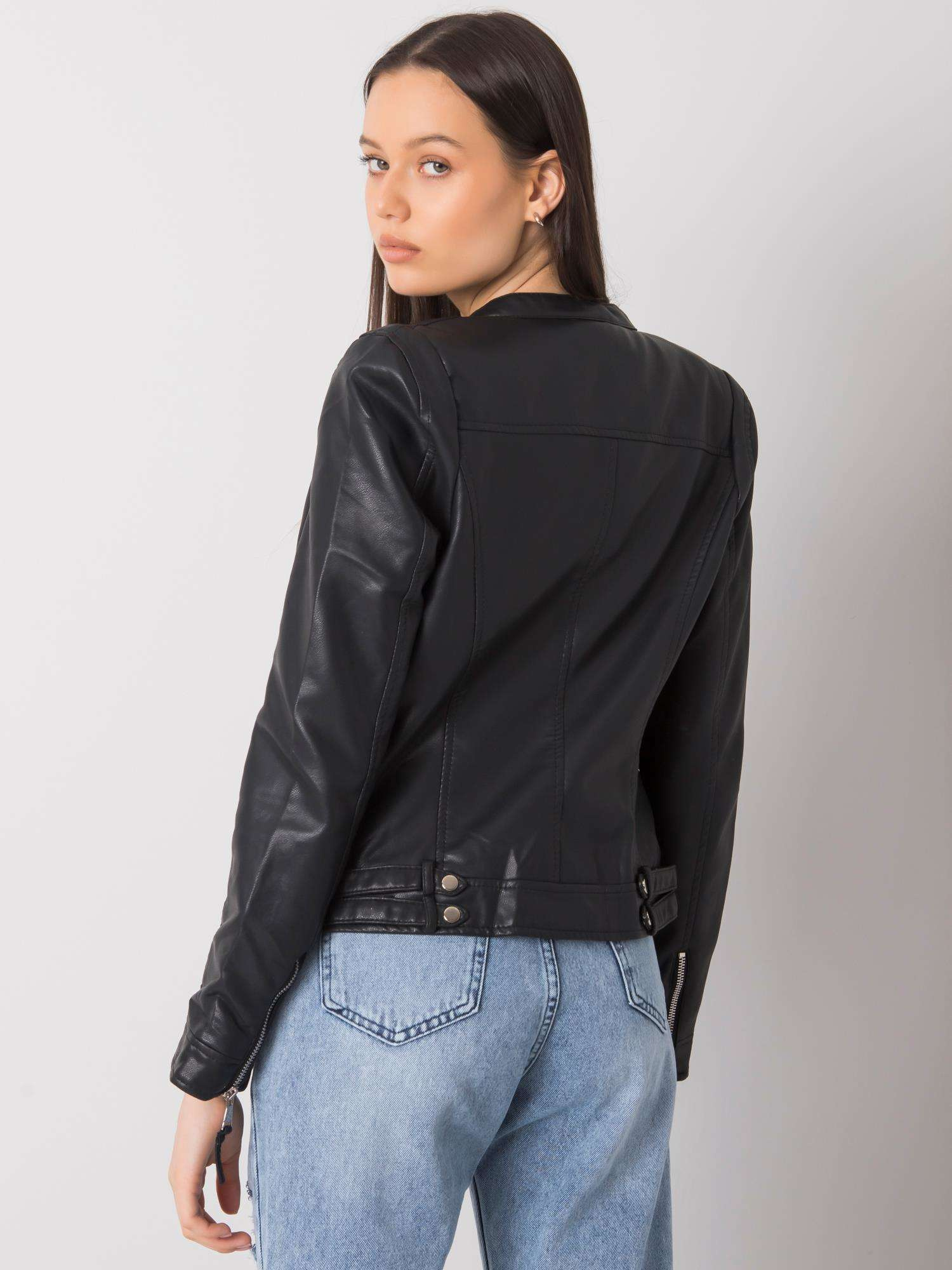 Schwarze Velma Bikerjacke.