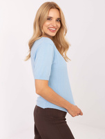 Jasnoniebieski sweter z domieszką wiskozy