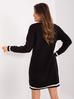 Hurtownia Czarna sukienka dzianinowa z dekoltem V