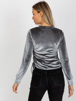 Hurt Graue kurze Veloursbluse mit rundem Ausschnitt.