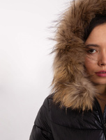 Hurt Czarna pikowana kurtka zimowa z futerkiem 