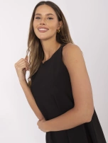 Black trapeze sleeveless dress.