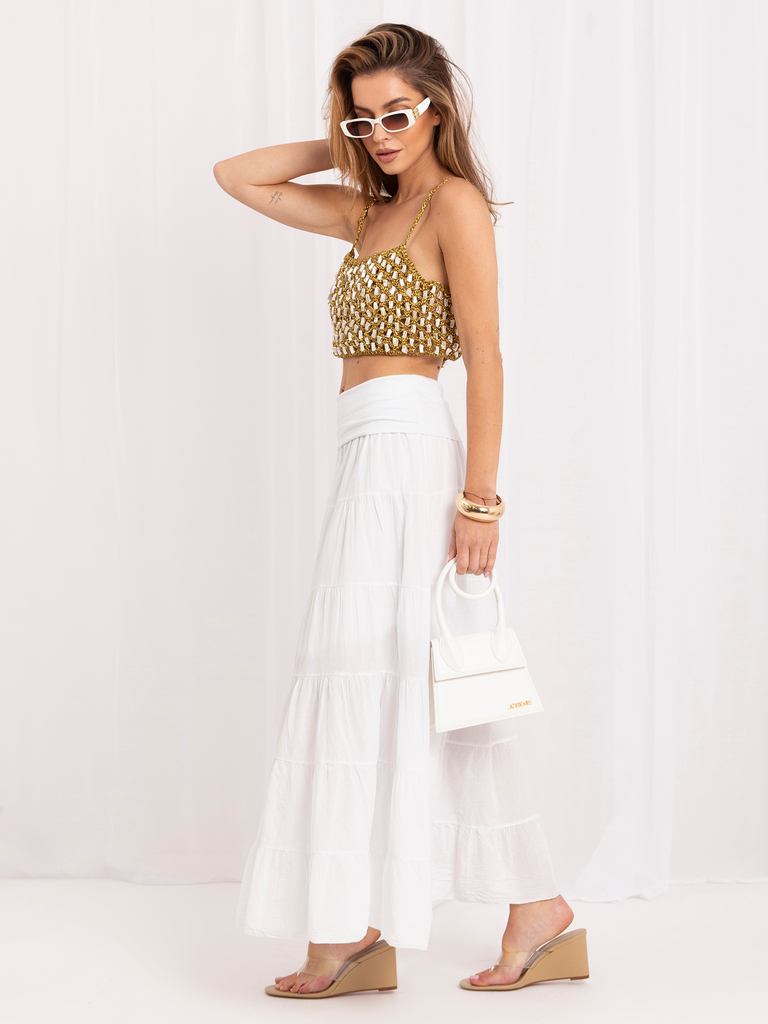 White flared skirt for summer.