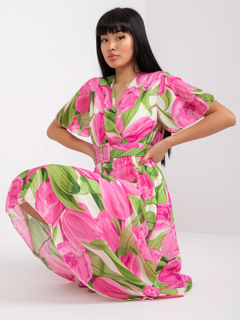 Różowo-zielona sukienka w kwiaty z kopertowym dekoltem