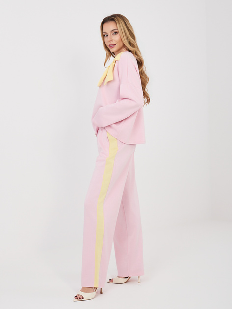 Jasnoróżowy komplet z kontrastową kokardą RUE PARIS