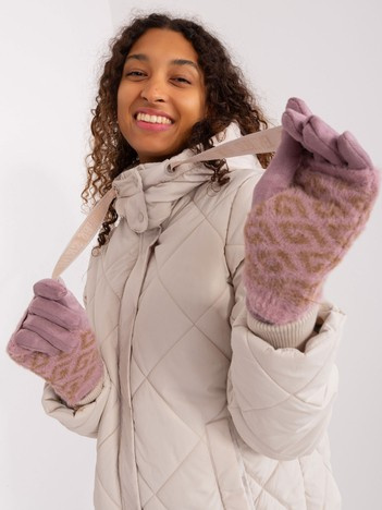 Hurt light pink gloves with geometric patterns.