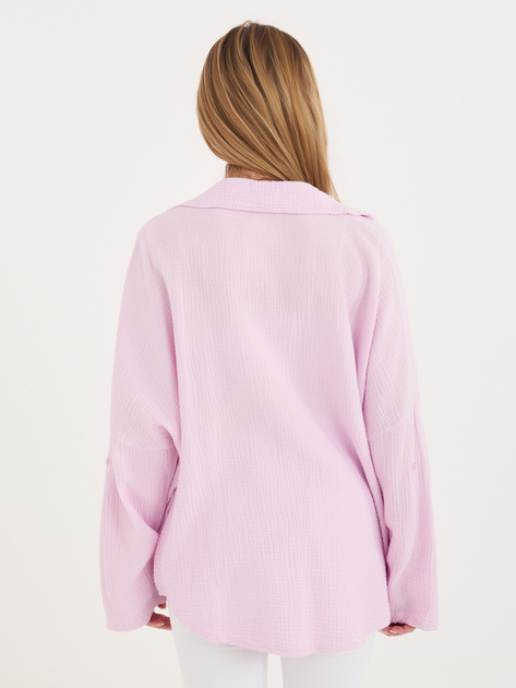 Jasnoróżowa muślinowa koszula z długim rękawem