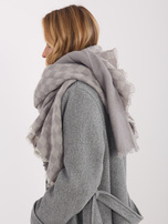 Szaro-ecru damski szal w geometryczny wzór