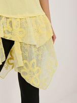 Jasnożółta asymetryczna bluzka z bawełny