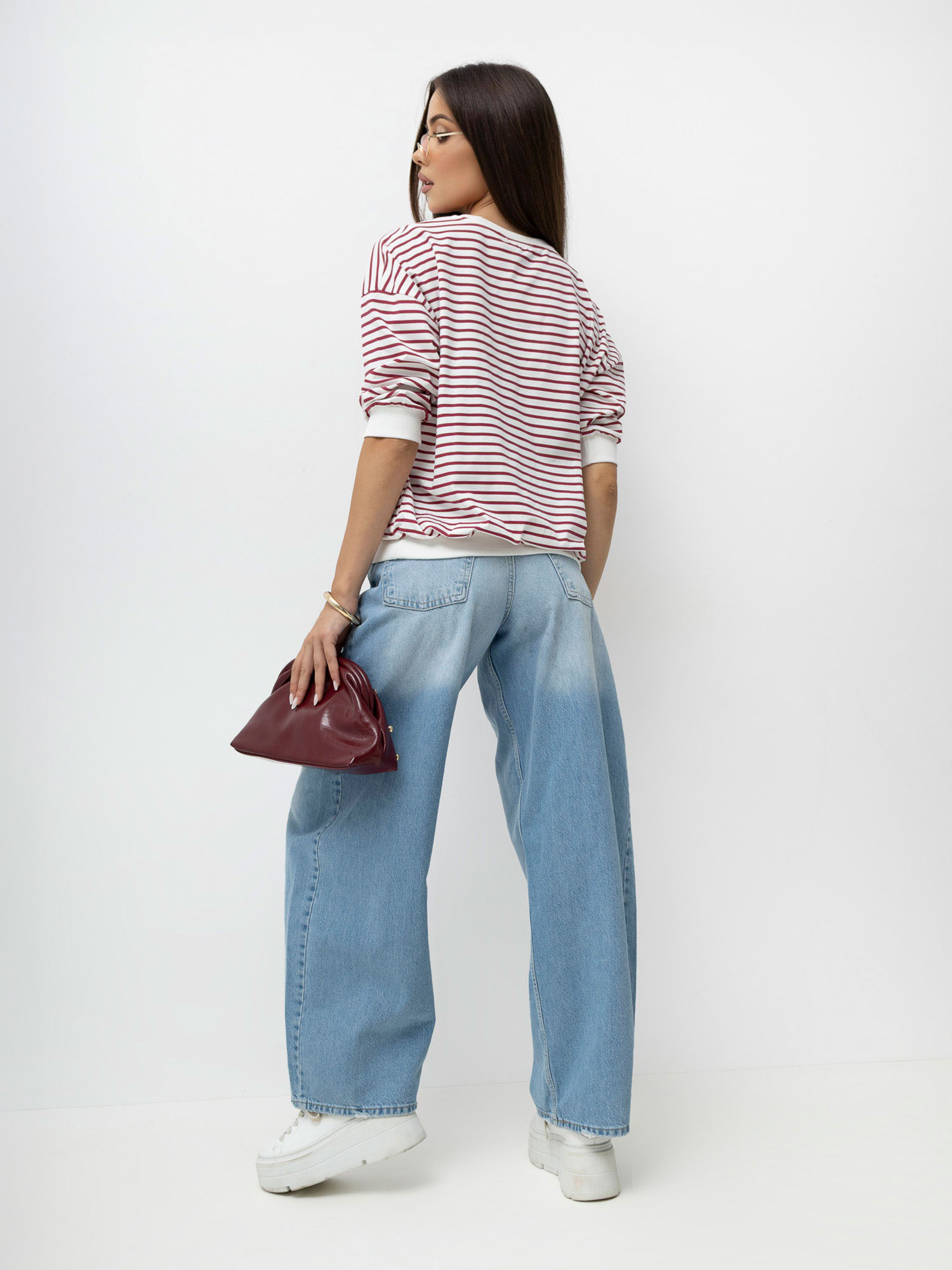 Bordeaux Baumwollbluse mit Streifen.